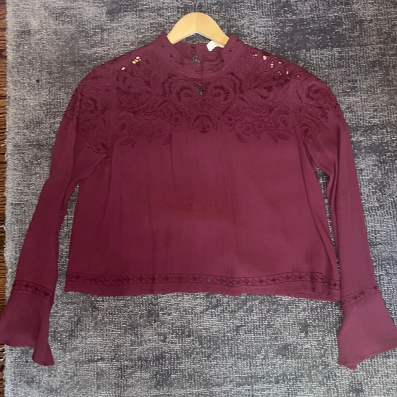 ASTR The Label burgundy long sleeve shirt size S - Picture 1 of 3